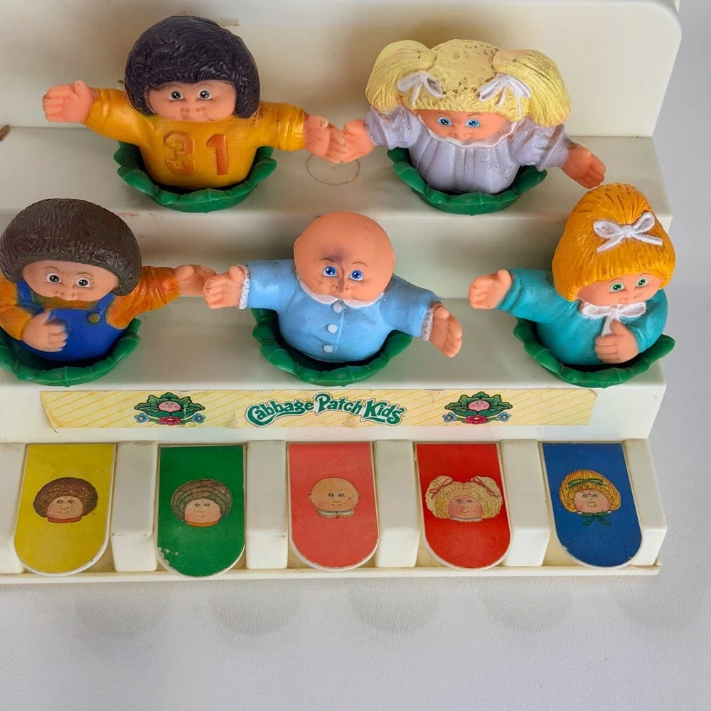 Vintage 1983 Cabbage Patch Squeaky Piano by Illco Preschool Toy
